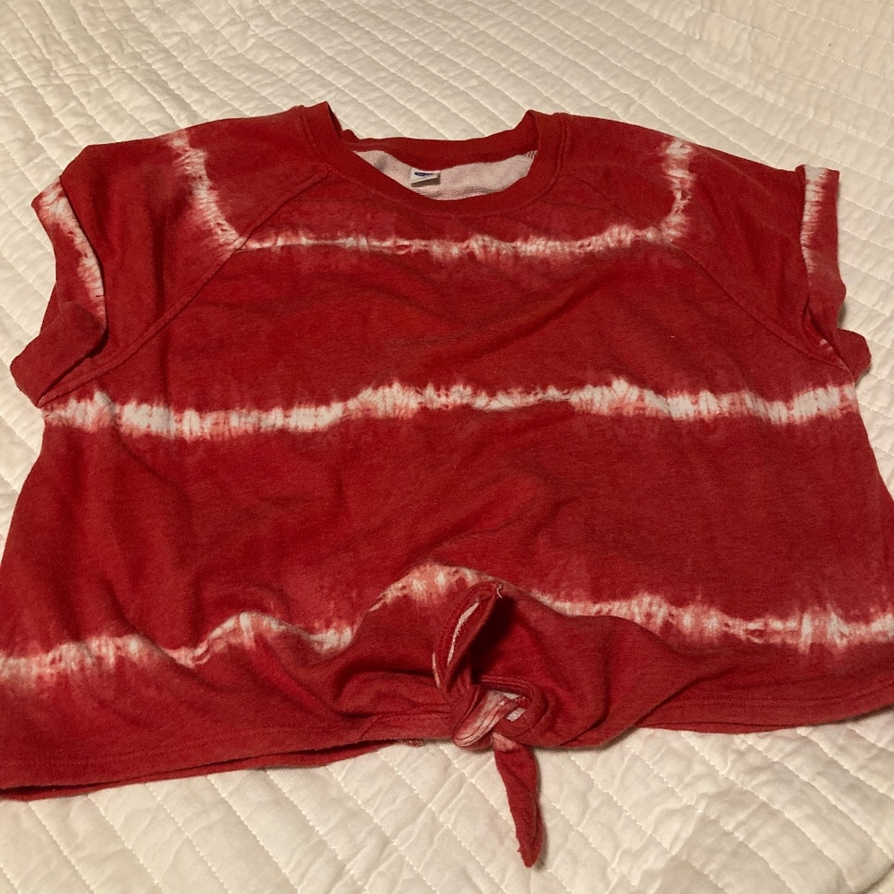 Sweatshirt/Cropped Tee